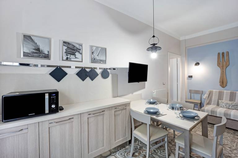 Rental apartment with 1 room for 6 persons — photo 3