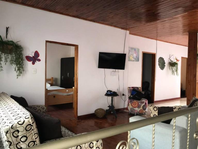 Hermosa Casa central en Santa Rosa de Cabal — photo 2