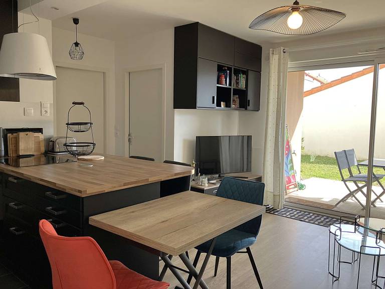 Rental apartment with garden — photo 3