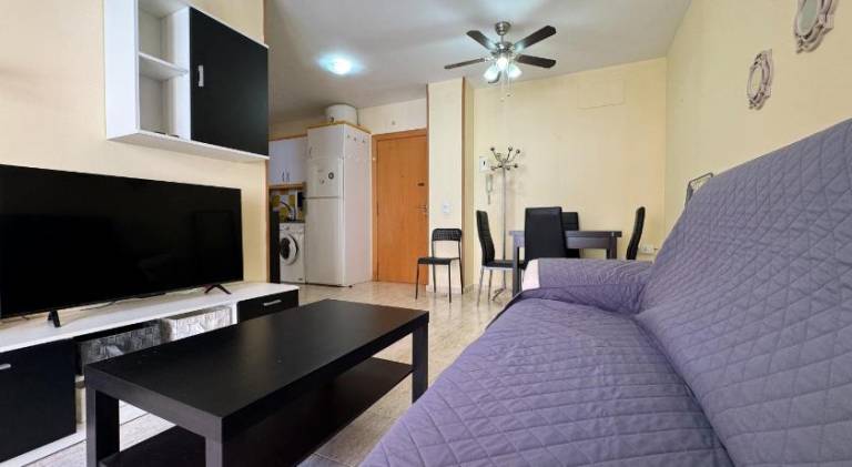 Apartment with pool — photo 2