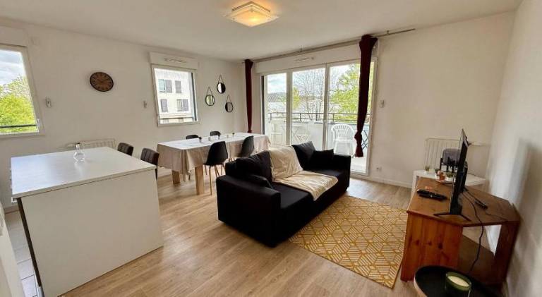 Apartment with patio | Good for workation in Serris