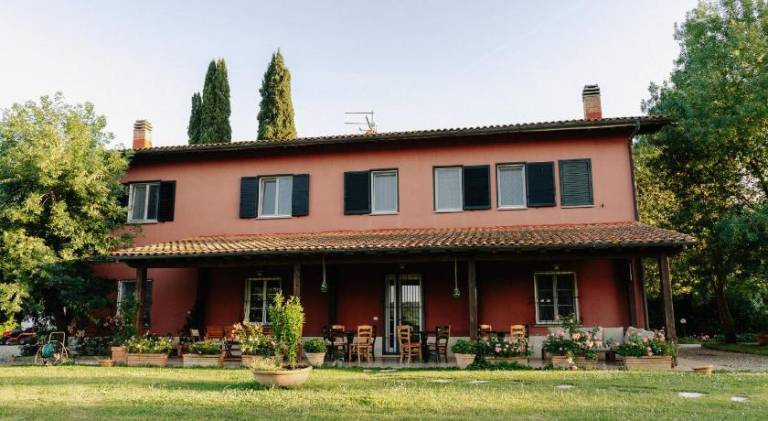 Serviced apartment with garden, jacuzzi & grill | Pets allowed in Roccastrada