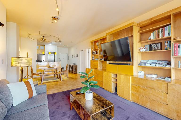 Condo  Bellevue