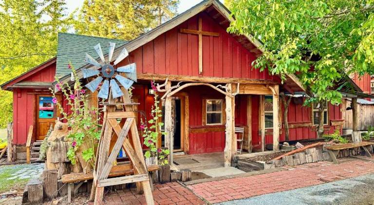 Boulder Bay Cottages in Big Bear Lake, CA