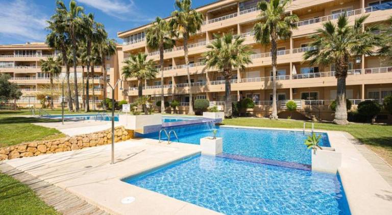 Charming apartment with pool | Close to the beach | Pet-friendly in L'Alfas del Pi
