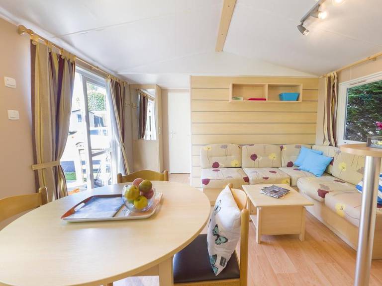Mobile home with pool & terrace — photo 4