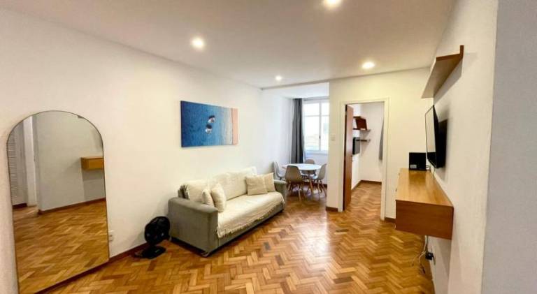 Apartment with 2 rooms for 5 persons in Leme