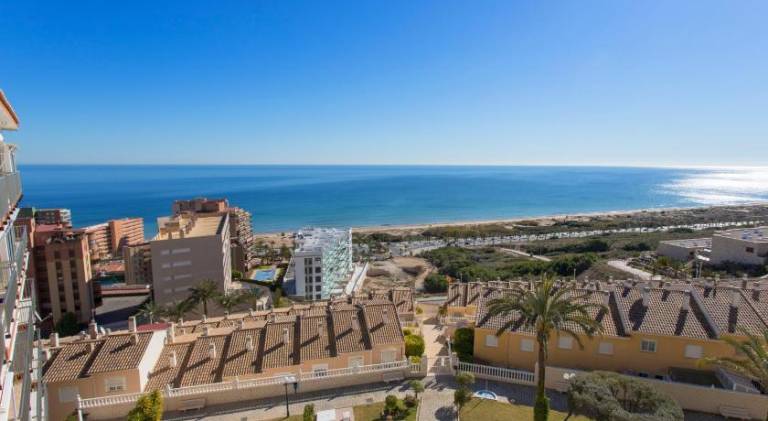 Holiday apartment with pool | Next to the beach | Pets allowed in Elche