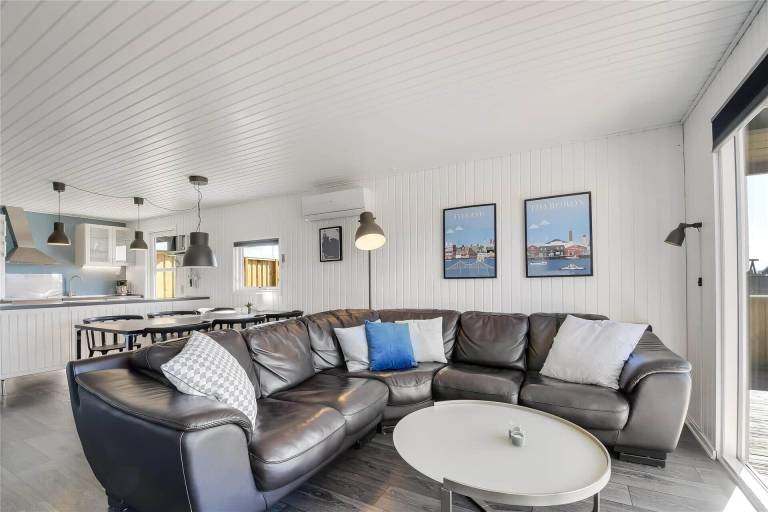 Vacation home with sauna, patio & barbecue — photo 5