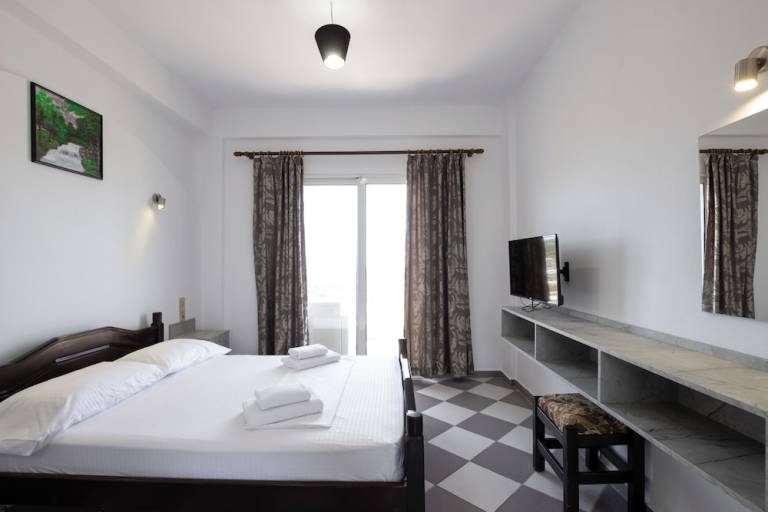 Aparthotel Ksamil