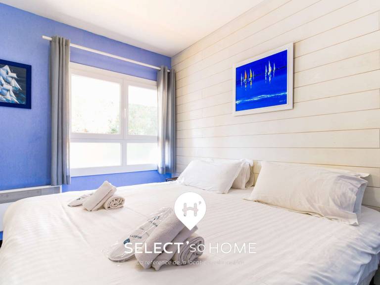 Bright apartment with terrace in Lavandou, near the beach — photo 5
