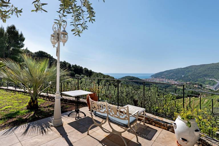 Villa Antonia Exclusive Apartment in Villa with Pool and Tennis Court — photo 2