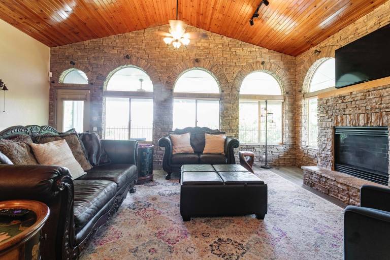 House Kimberling City