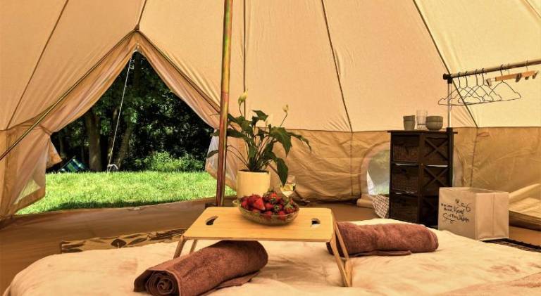 Beautiful tent with barbeque & yard | Pet-friendly — photo 4