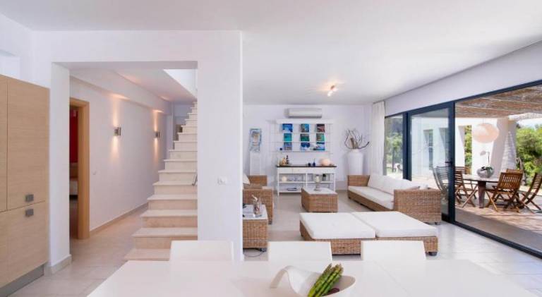 Villa with yard & patio | Suitable for remote work — photo 3