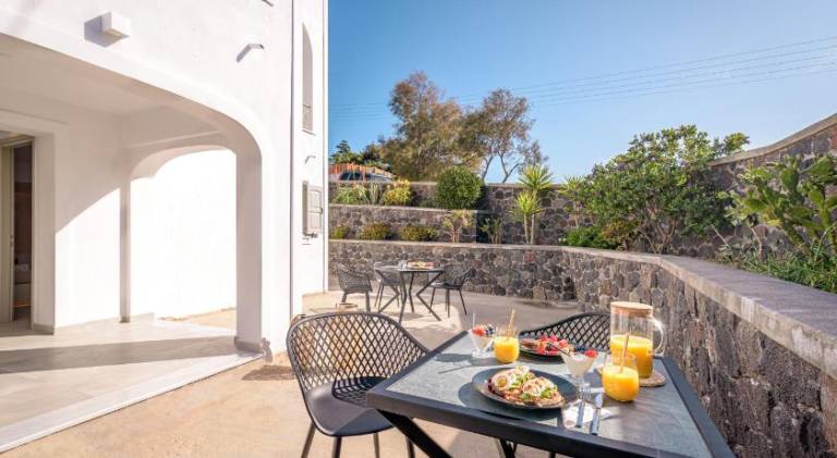 Thealos Santorini — photo 4