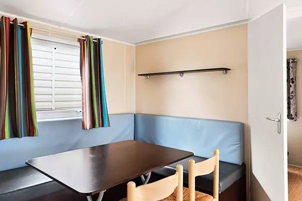 Mobile home with pool, terrace & yard | Pet-friendly — photo 2
