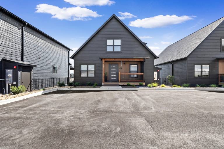 House Hollister