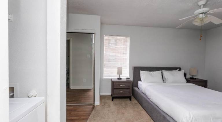 Apartment with pool | Pets allowed — photo 2