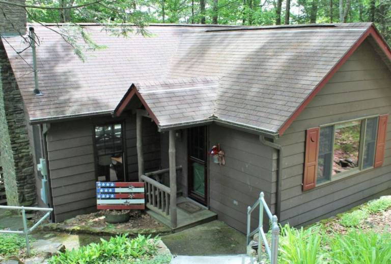 Cabin Lake Wallenpaupack