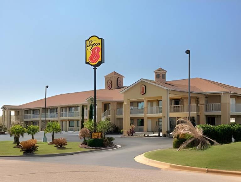 Super 8 By Wyndham Prattville Montgomery in Prattville, AL