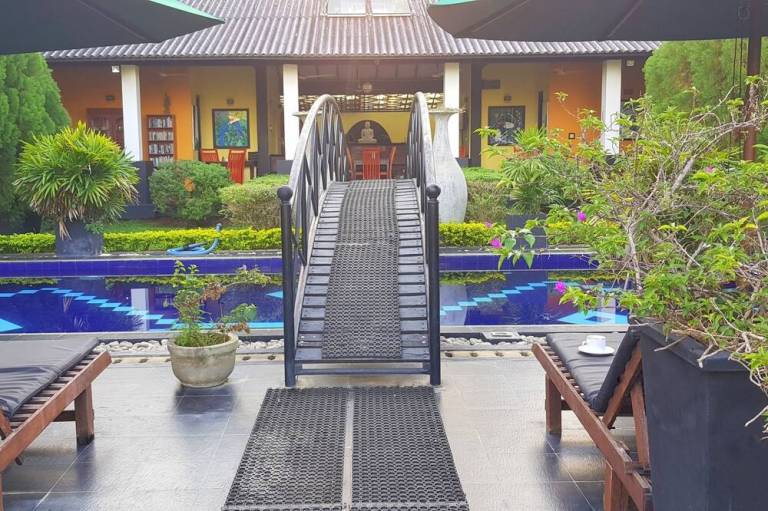 Flower Garden Lake resort