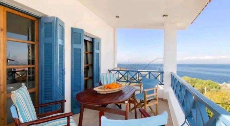 Vacation home with garden & terrace | Perfect for remote work | Pets allowed in Aegina