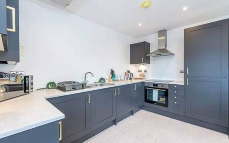 Apartment Heswall