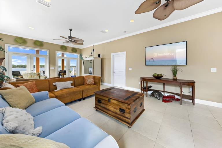 Vacation home with BBQ | Beach nearby | Pets are welcome in Gulf Shores, AL