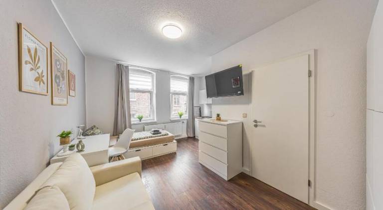 Apartment with 3 rooms for 3 persons — photo 2