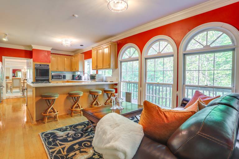 3 Mi to Roswell Riverwalk: Spacious Getaway! — photo 2