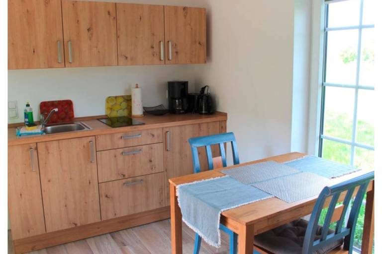 Pleasant rental apartment with yard & patio | Pets are welcome — photo 3