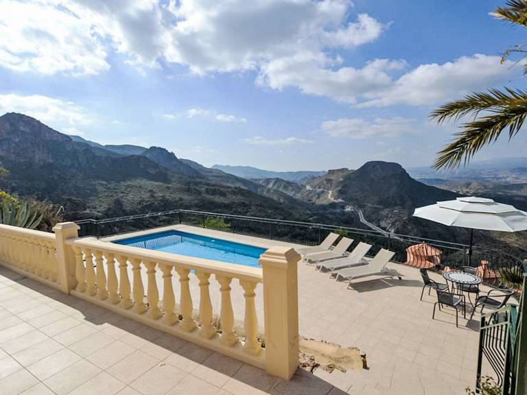 House with private pool, garden & terrace | Mountain view | Suitable for remote work — photo 2