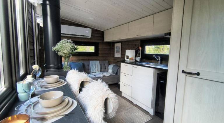 Lapland Landscape Cabin with Nature View, Sauna, Fireplace & Kitchen, Yllas, Akaslompolo, Riverside — photo 4