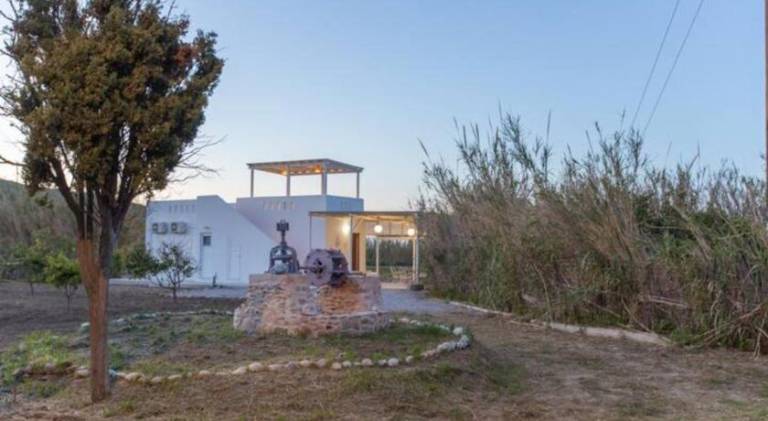 Vacation home with garden, patio & barbecue in Naxos