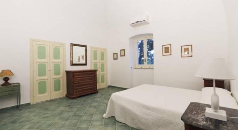 Pleasant vacation home with terrace & yard | Pet-friendly — photo 2