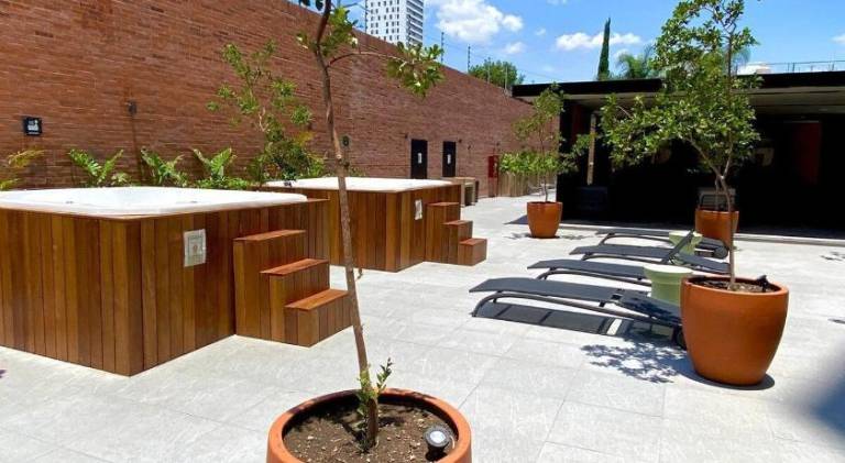 PH en piso 14, Mucha Seguridad Con Jacuzzi y Gym — photo 3