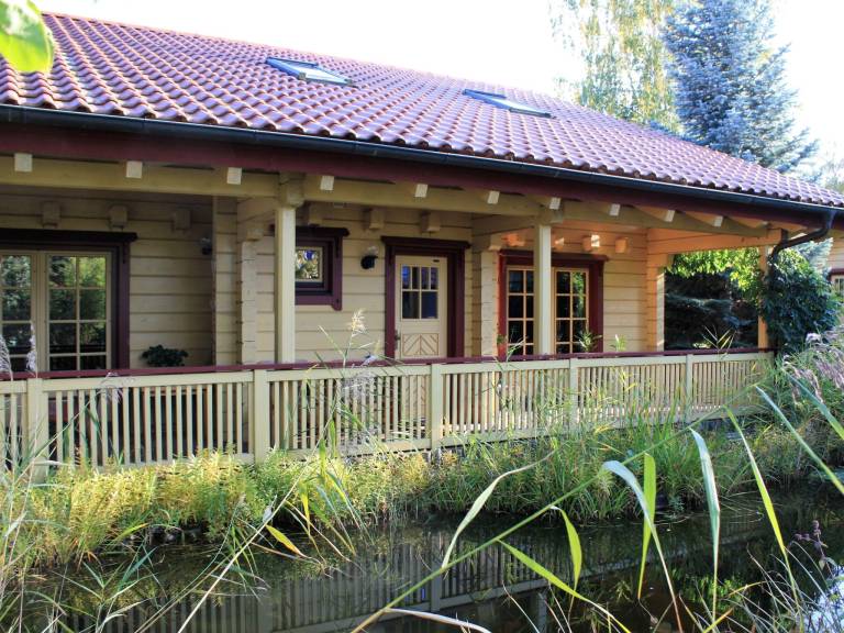 Gem&uuml;tliches Blockhaus in Waldrandlage mit Sauna