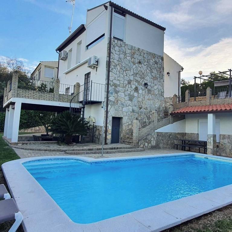 Chalet Guillena