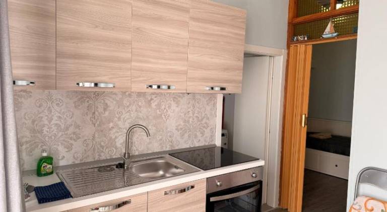 Rental apartment with 2 rooms for 4 persons — photo 3