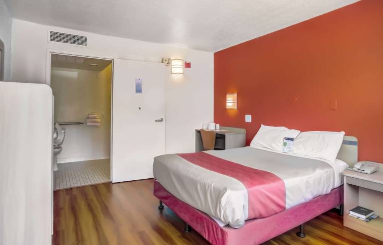 Motel Medford