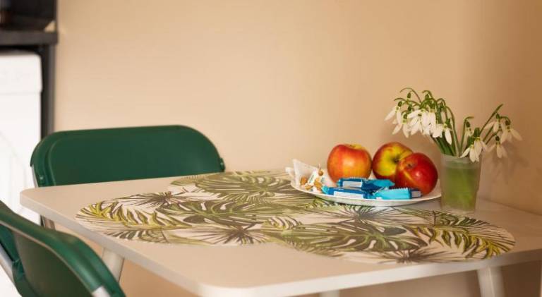 Holiday apartment with patio & garden — photo 5