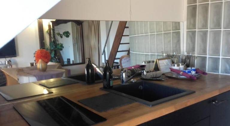 Beautiful rental apartment | Near Notre-Dame de Paris | Good for workation | Pets allowed — photo 4