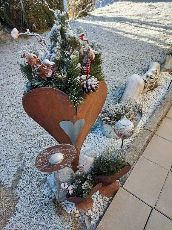Apartment with garden — photo 4