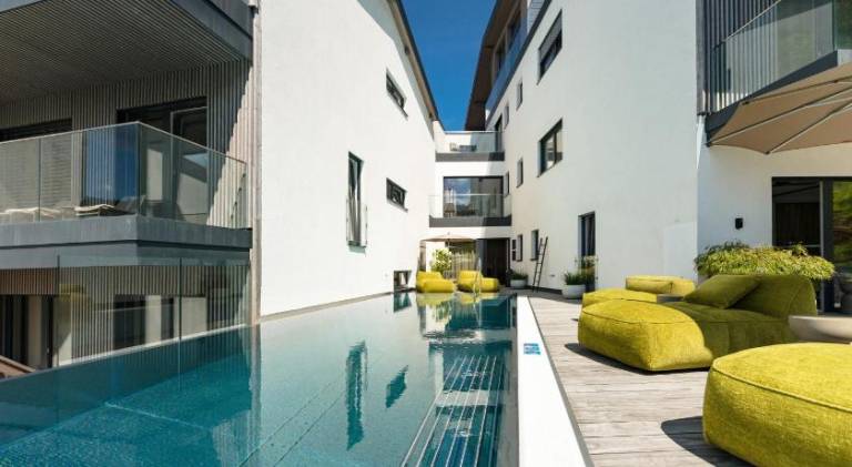 Serviced apartment with garden, sauna & patio — photo 4