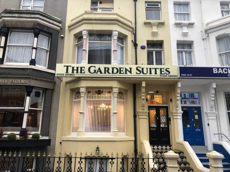 The Winter Garden Suites Hotel — photo 4