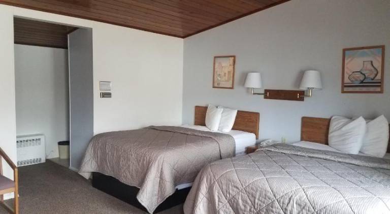 Beautiful holiday apartment with sauna, hot tub & yard | Perfect for remote work | Pets are welcome in Raton, NM