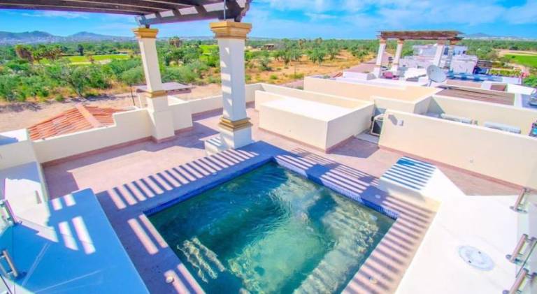 Serviced apartment with jacuzzi, terrace & garden in Cabo San Lucas