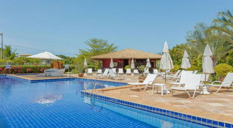 Holiday apartment with pool in Camaçari