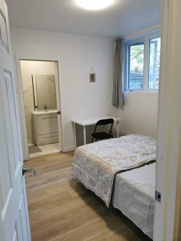 Private room Parc Extension